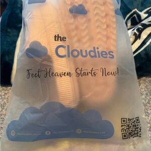 The Cloudies Slide Sandals in Light Tan